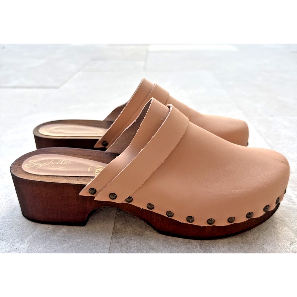 NEW Seychelles Pink Leather Studded Clog Size 9 Wooded Block Heel Boho Hippie